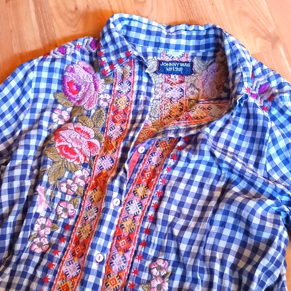 NWT Johnny Was embroidered top - Picture 8 of 11